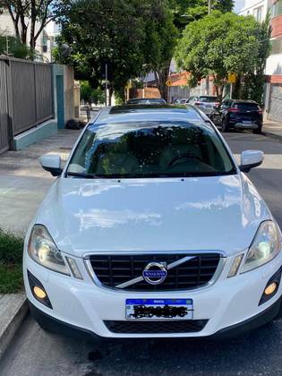 VOLVO XC60 3.0 COMFORT AWD TURBO GASOLINA 4P AUTOMÁTICO VOLVO XC60 3.0 COMFORT AWD TURBO GASOLINA 4P AUTOMÁTICO